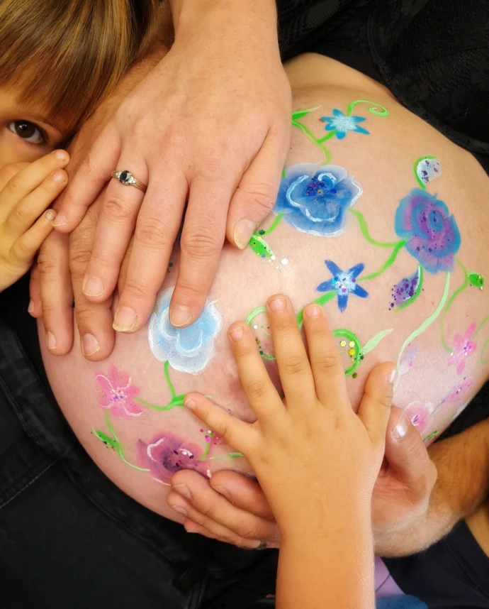 Belly painting, fleurs, flowers, twins