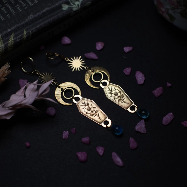 [1002] Rest in Bloom - boucles d'oreilles cercueil gothique romance