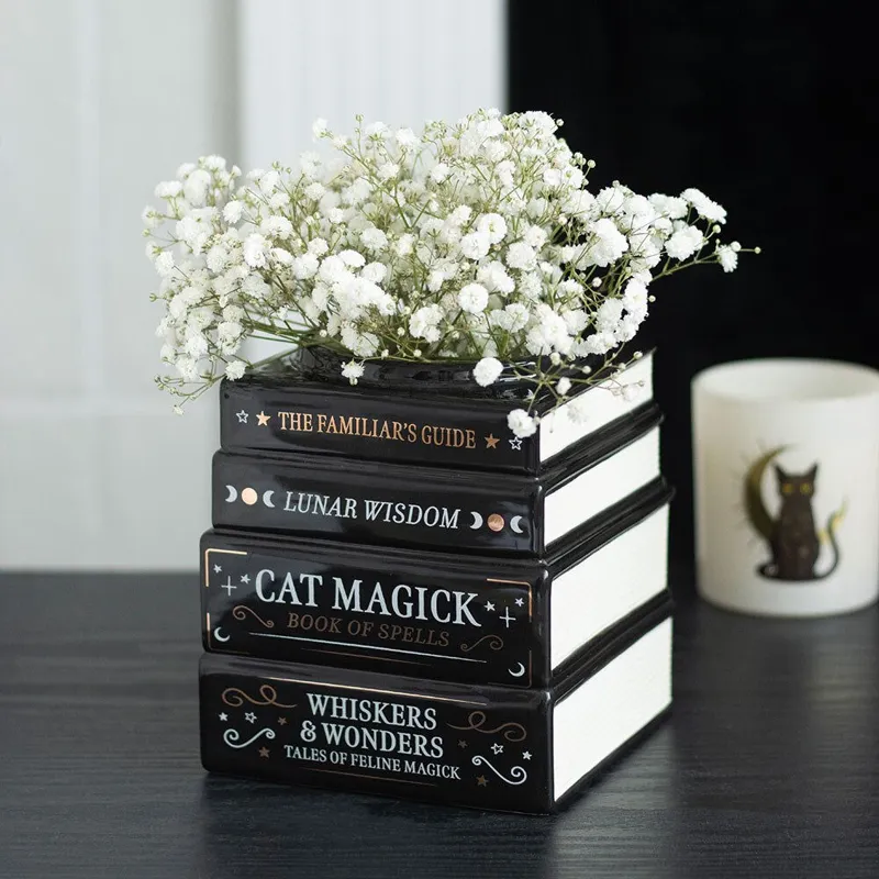 Vase en forme de pile de livres - noir